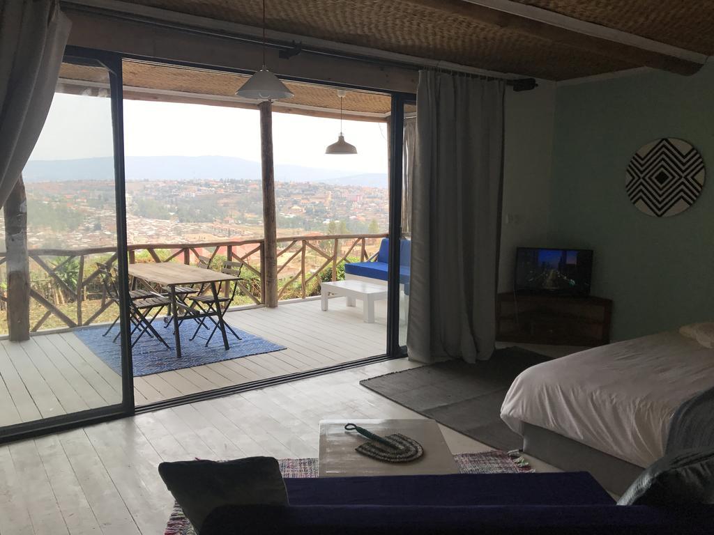 Pili Pili Boutique Hotel Kigali Bagian luar foto